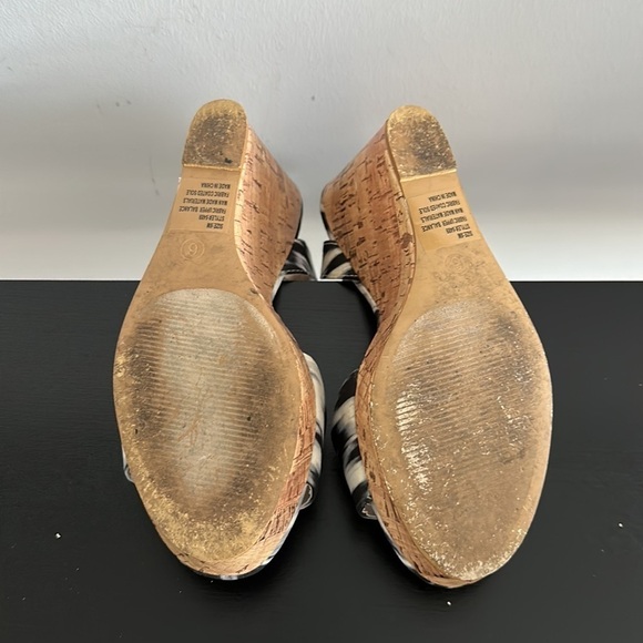 NY&Co Black and White Wedge Sandals Sz 6 - Picture 6 of 9